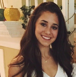 Meet your Posher, Carli